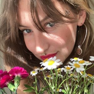 Meet your Posher, Lex